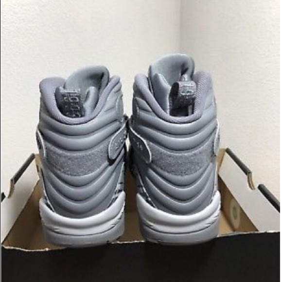 Wolf grey 8s . - Picture 4 of 4